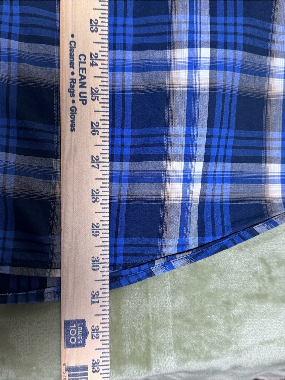 Wrangler Blue and White Plaid Short-Sleeve Button-Down - Picture 6 of 7